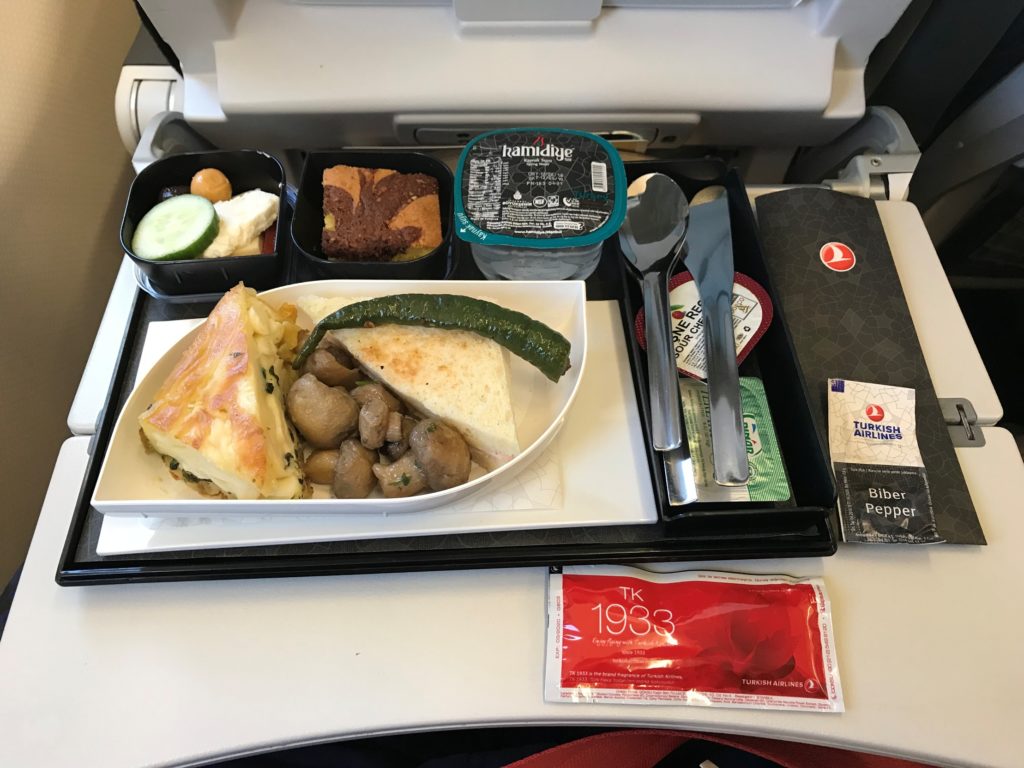 Turkish Airlines Inflight Meal Doha Istanbul Havayolu 101