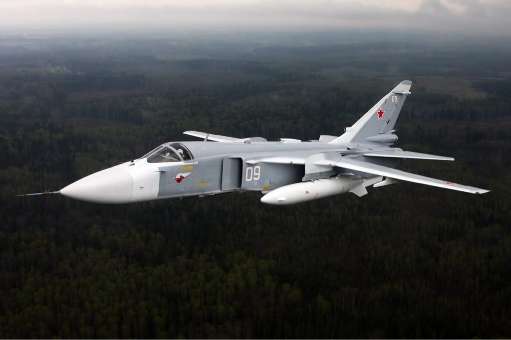 Russian Sukhoi Su 24s Fly By USS Donald Cook Havayolu 101   Sukhoi Su 24 Inflight Mishin 3 1024x682 