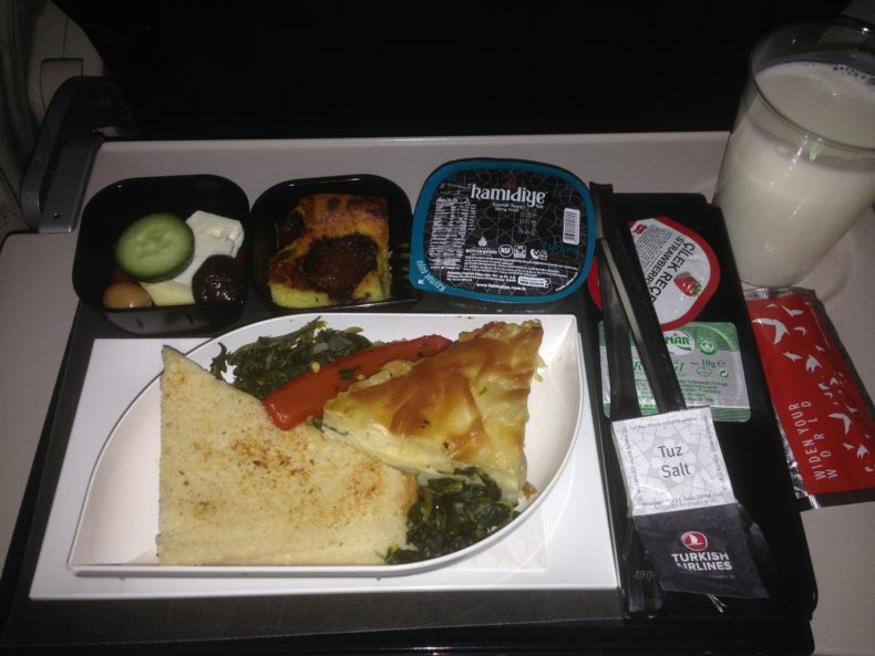 Turkish Airlines Inflight Meal (istanbul-tabriz) - Havayolu 101