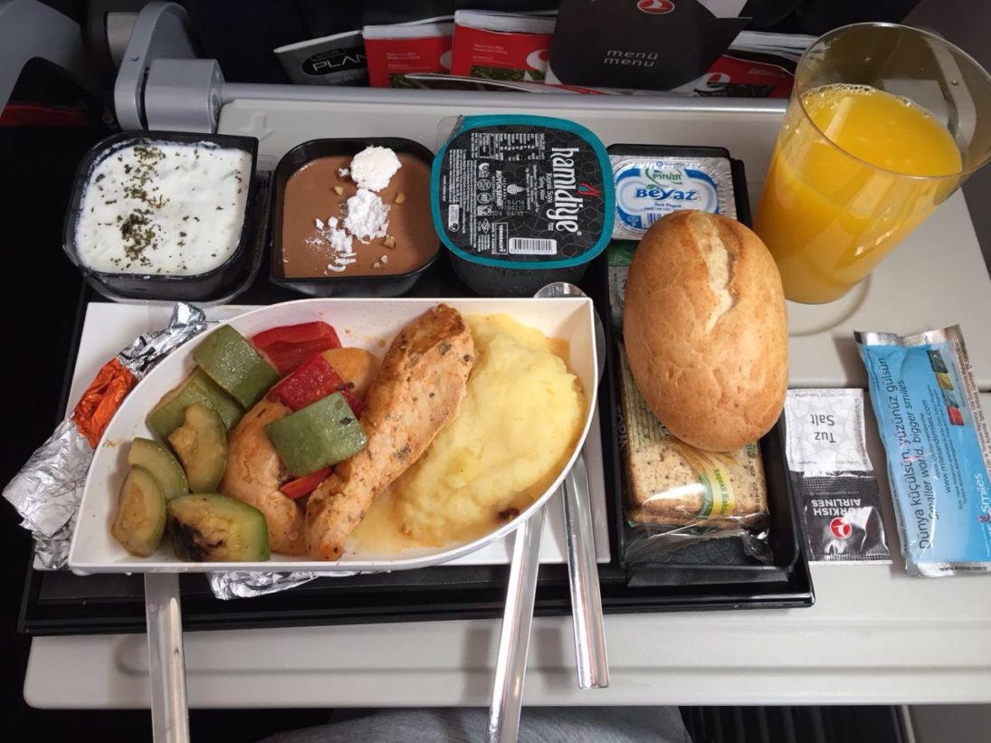 Turkish Airlines Inflight Meal (Istanbul-Helsinki) - Havayolu 101