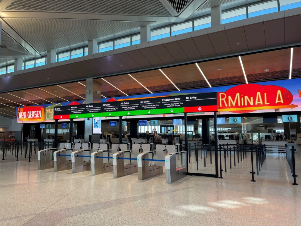 Newark Havalimanı'nın Yeni Terminal Binası Hizmete Girdi - Havayolu 101