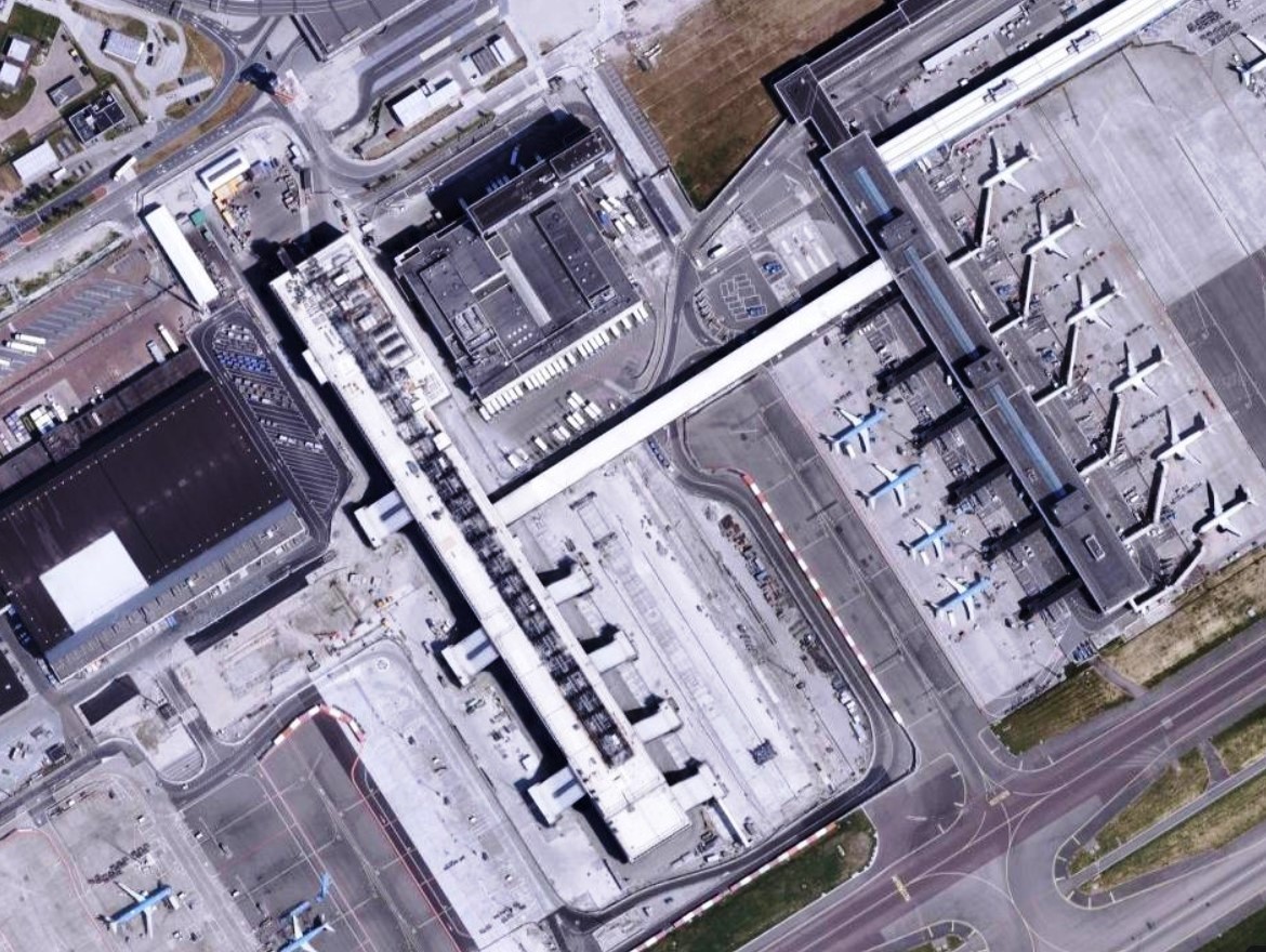 Schiphol Havalimanı’ndaki Genişleme Projesinin Maliyeti Giderek Artıyor